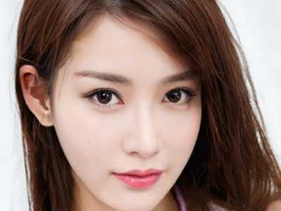 鼻梁塌陷隆鼻手术价格：详解不同方式及影响因素